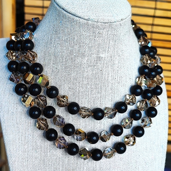 Triple Strand Glass Crystal Smoke Aurora Borealis Vintage Beaded Necklace Black - Picture 1 of 10